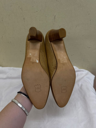Bally Women's Size 10 Yellow Pumps Shoes