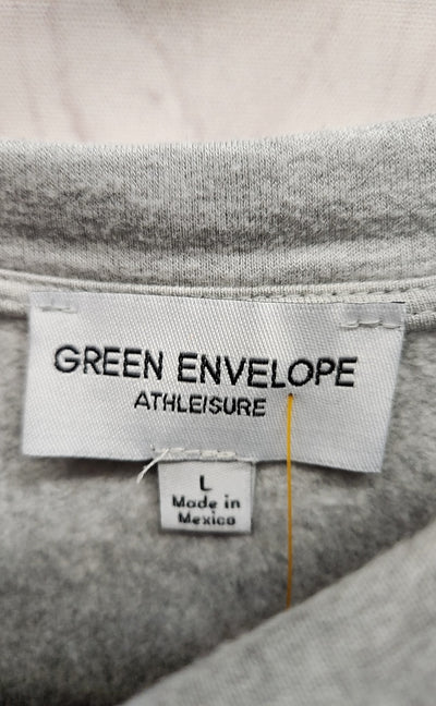 Green Envelope Women's Size L Gray Sweatshirt