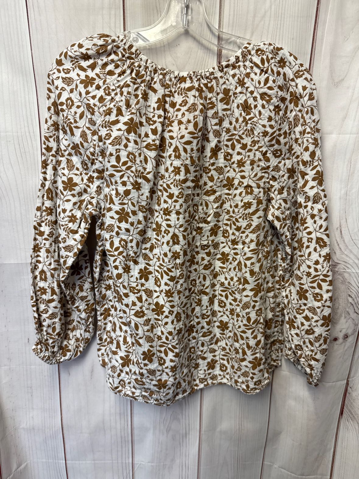 Old Navy Women's Size M White Floral Long Sleeve Top