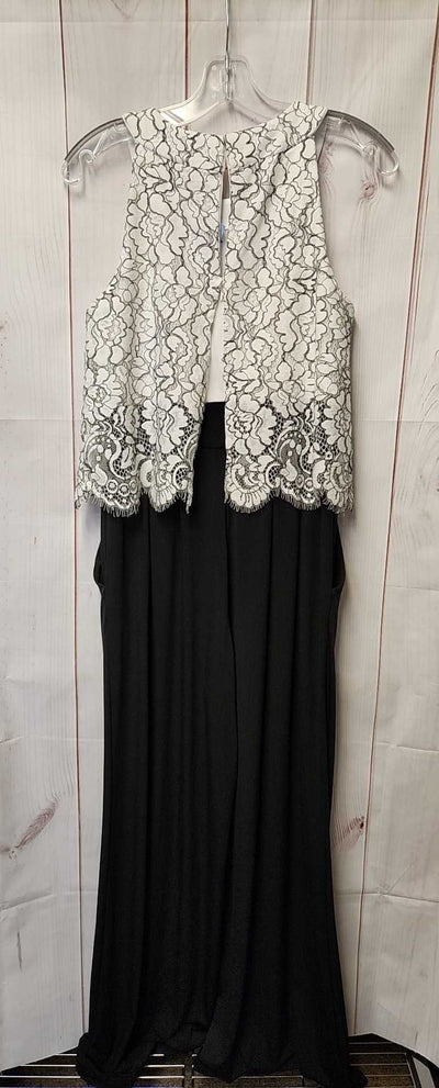 Sangria Women's Size 6 White & Black Floral Jumpsuit