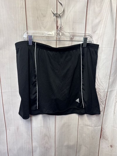 Adidas Women's Size XL Black Skorts