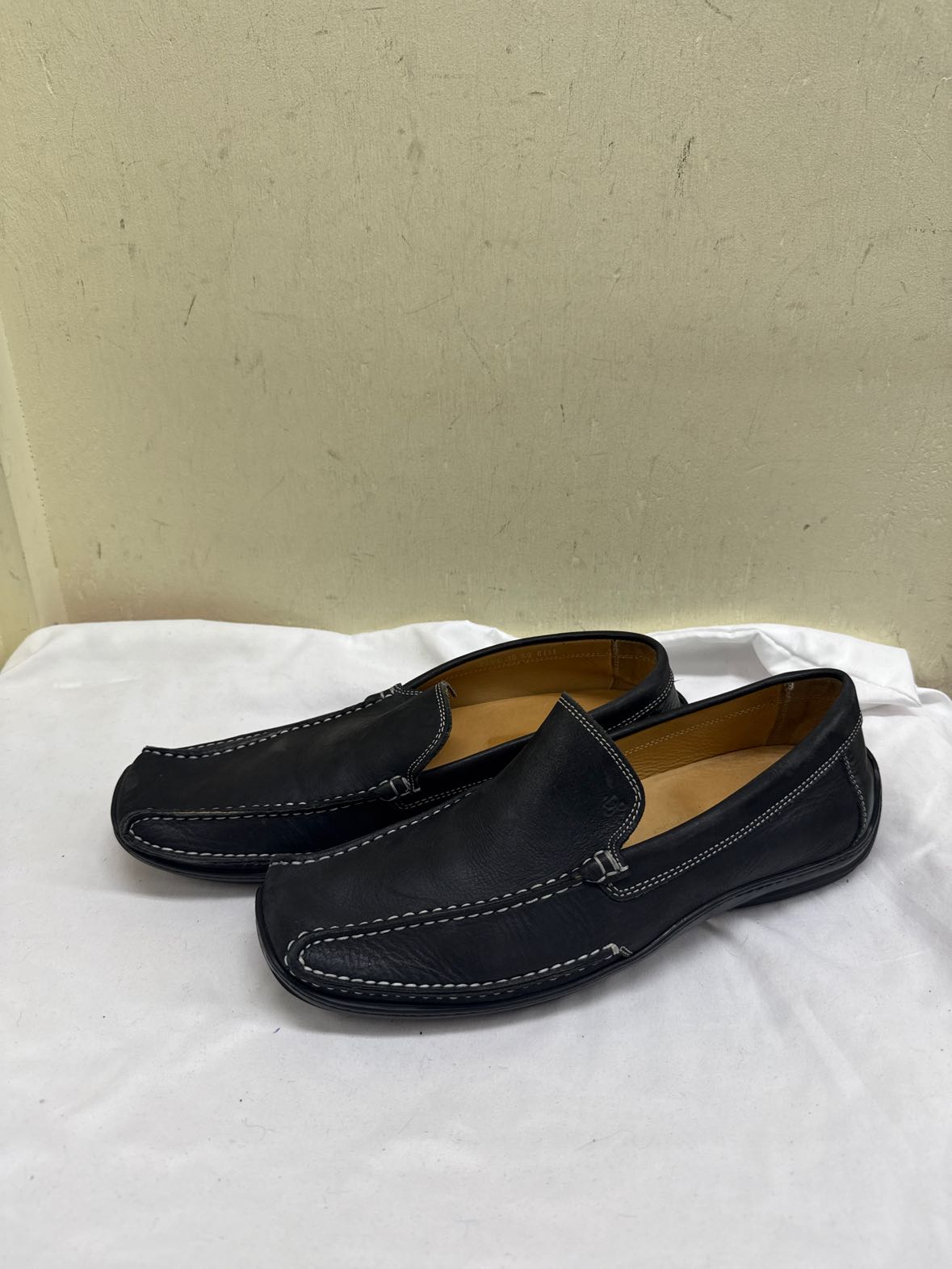 Donald J. Pliner Men's Size 10 Black Shoes