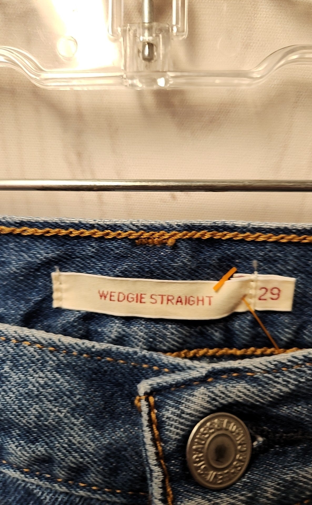 Levis Women's Size 29 (7-8) Blue Jeans Wedgie Straight