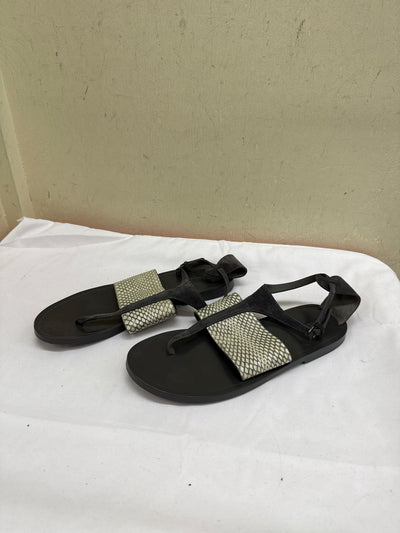 vince. Women's Size 8-1/2 Gray Sandals Shoes