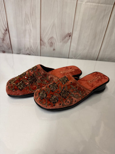 VTG April Cornell Women's Size 39 = 8-1/2 Pink Clogs