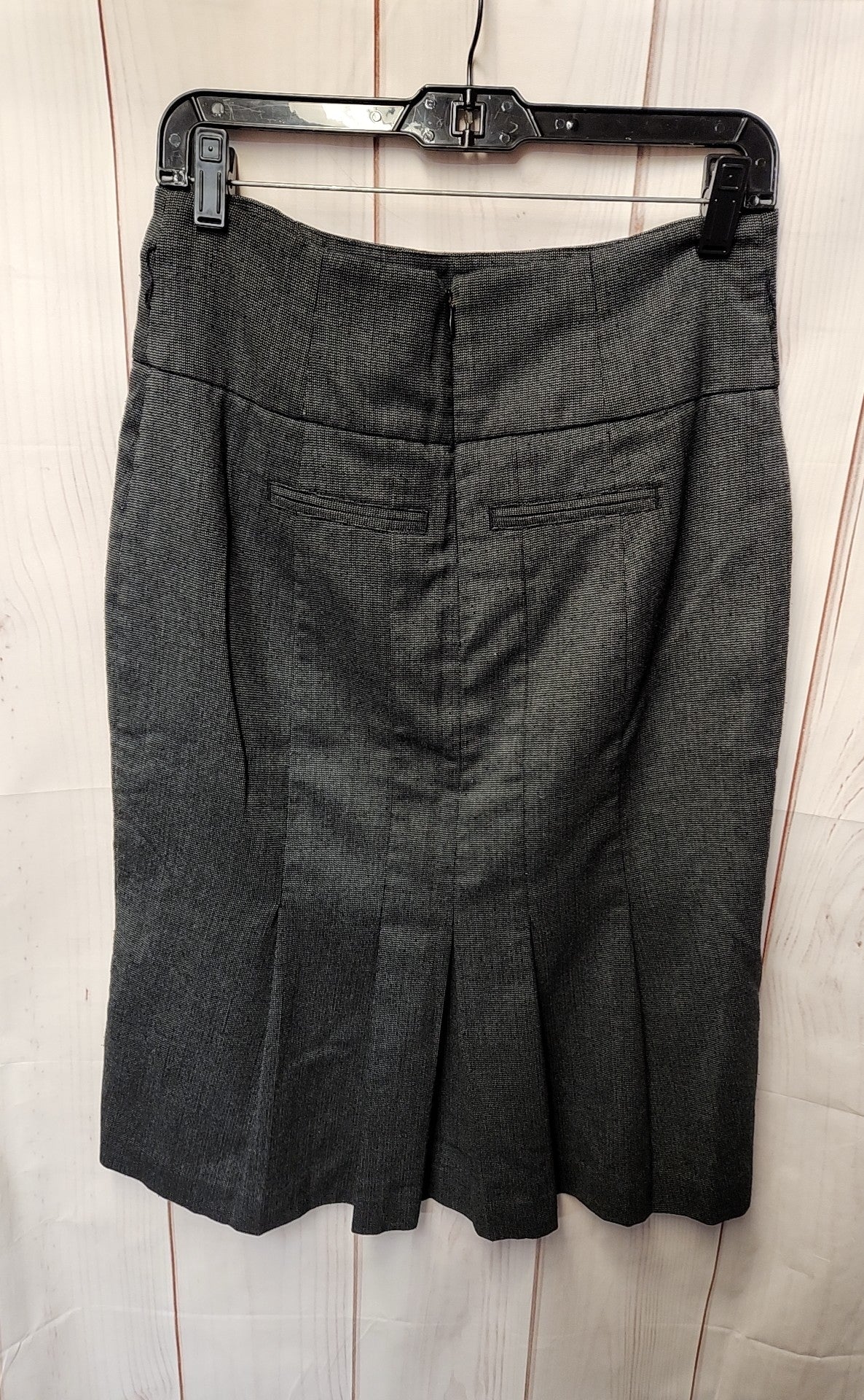 Worthington Women's Size 8 Gray Skirt