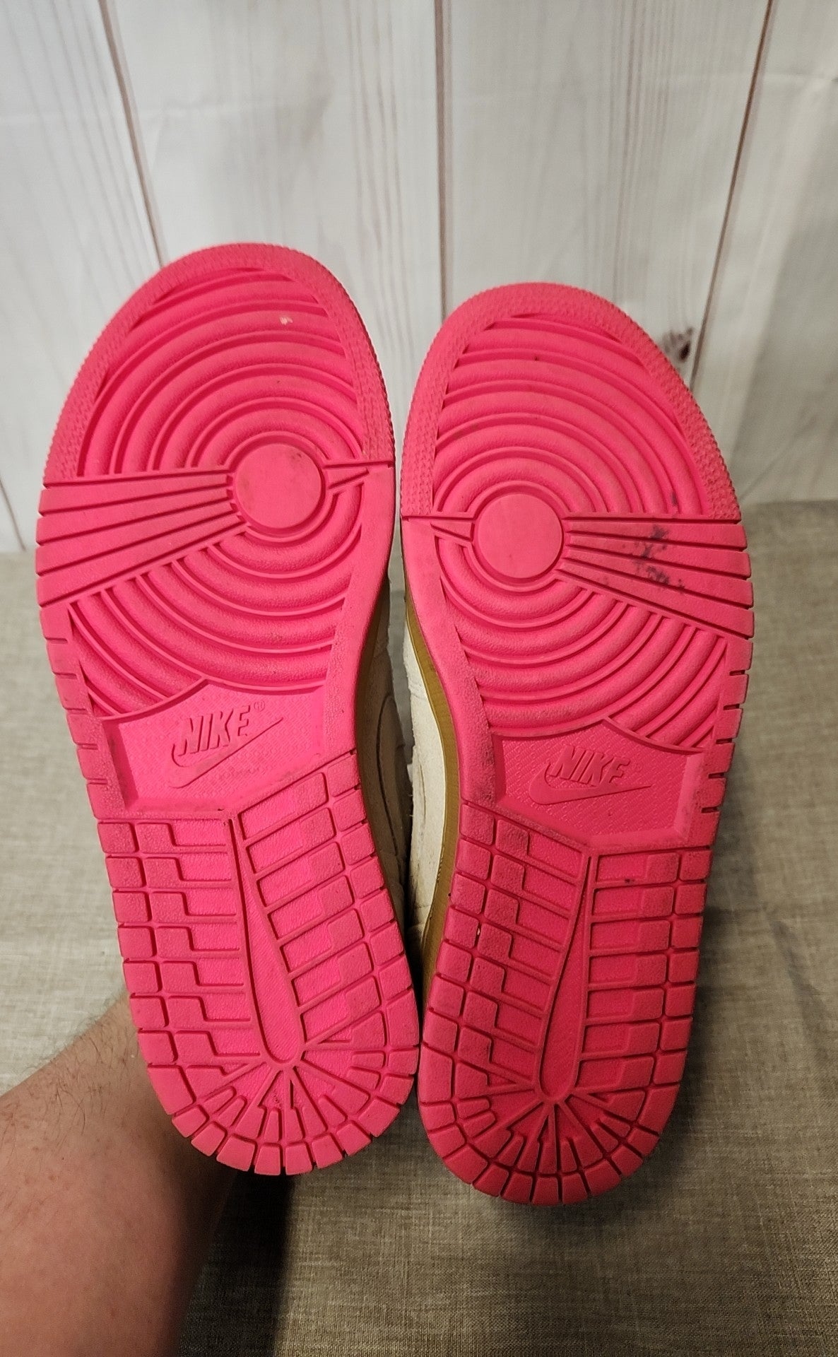 Nike 55355-119 Air Jordan 1 Low Beige Suede Pink Sole  Men's Size 8-1/2 Shoes