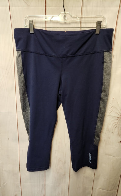 Brooks Women's Size XL Navy Active Capris