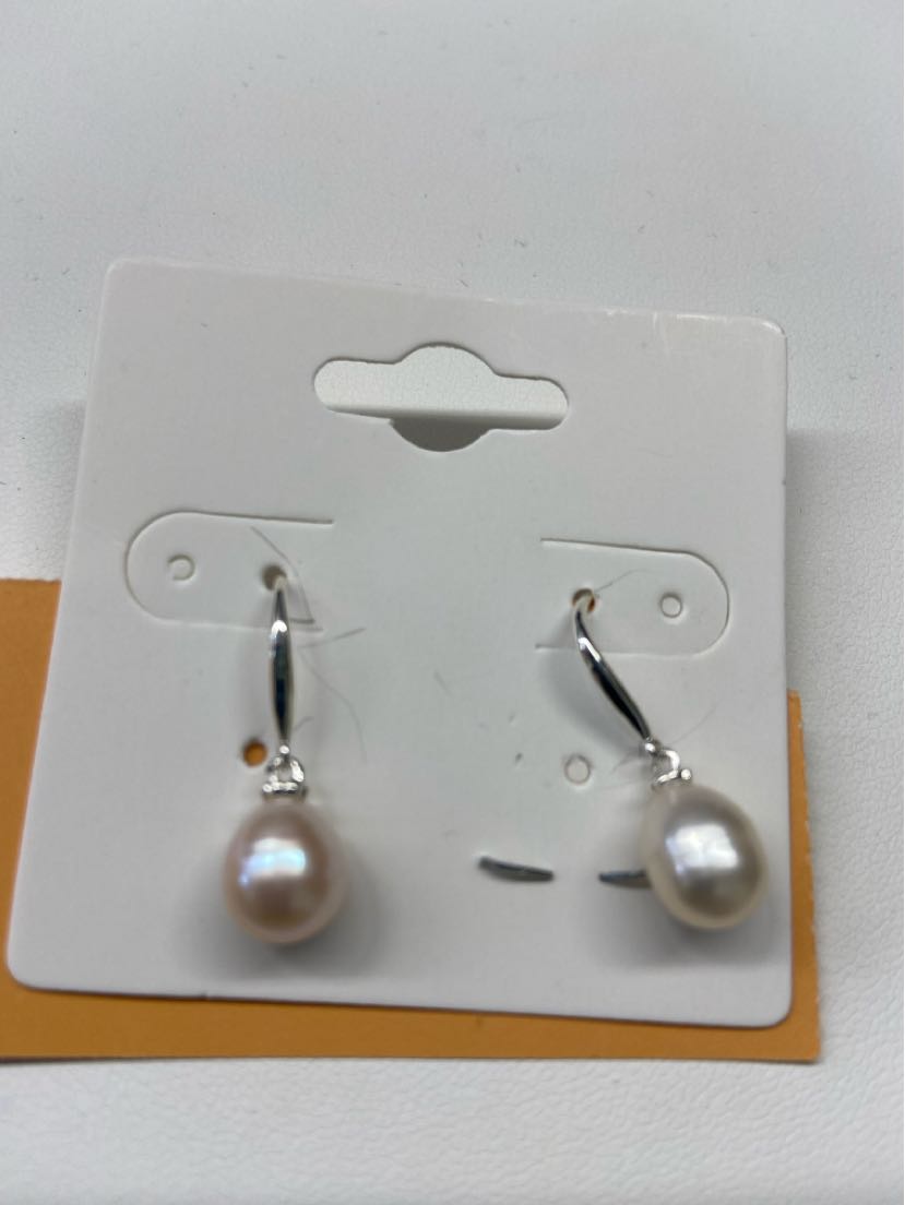 Pearl Drop Earrings