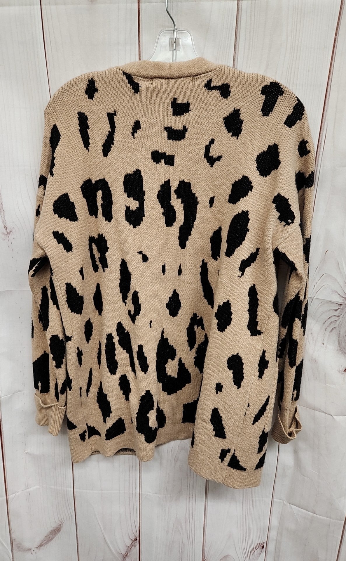 Zesica Women's Size M Tan Animal Print Cardigan