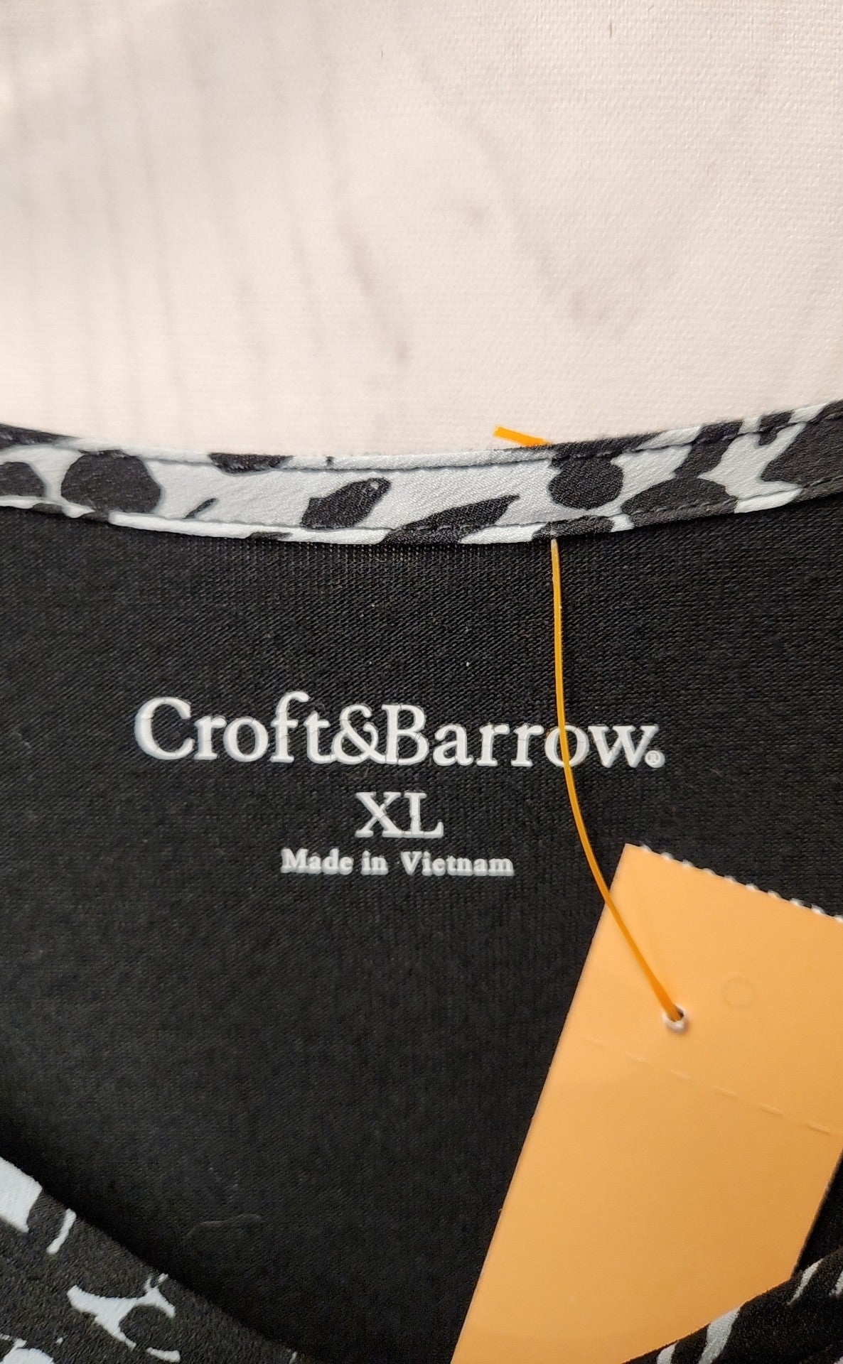 Croft & Barrow Women's Size XL Black & White Floral Long Sleeve Top