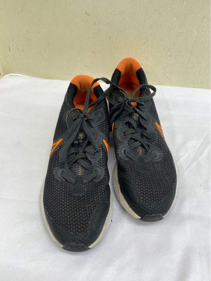 Nike Renew Run 'Total Orange' CT1430-001 Boy's Size 6 Black Sneakers