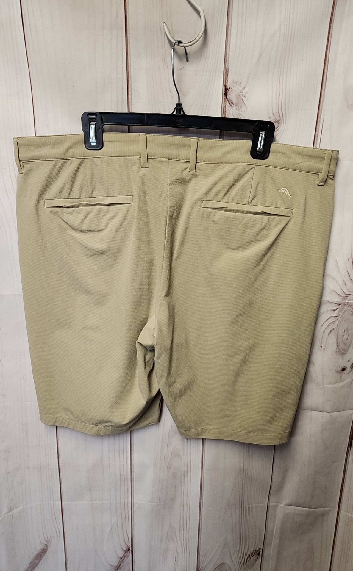 Tommy Bahama Men's Size 40 Tan Shorts