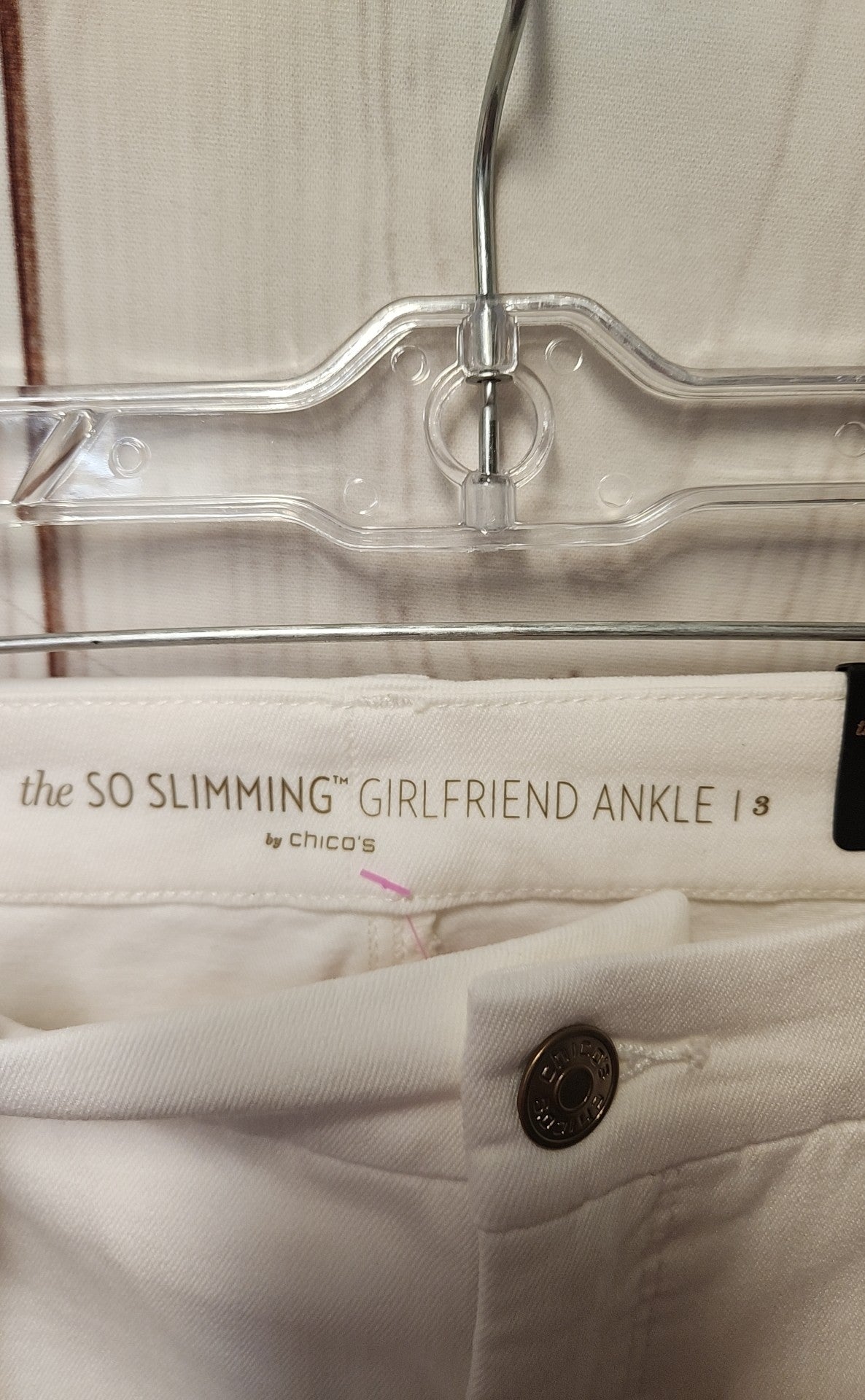 NWT Chico's Women's Size 33 (15-16) White Jeans Girlfriend Ankle