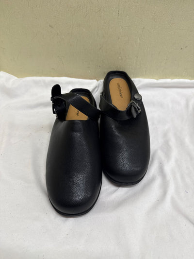Comfortview Women's Size 9-1/2 Black Clogs Shoes