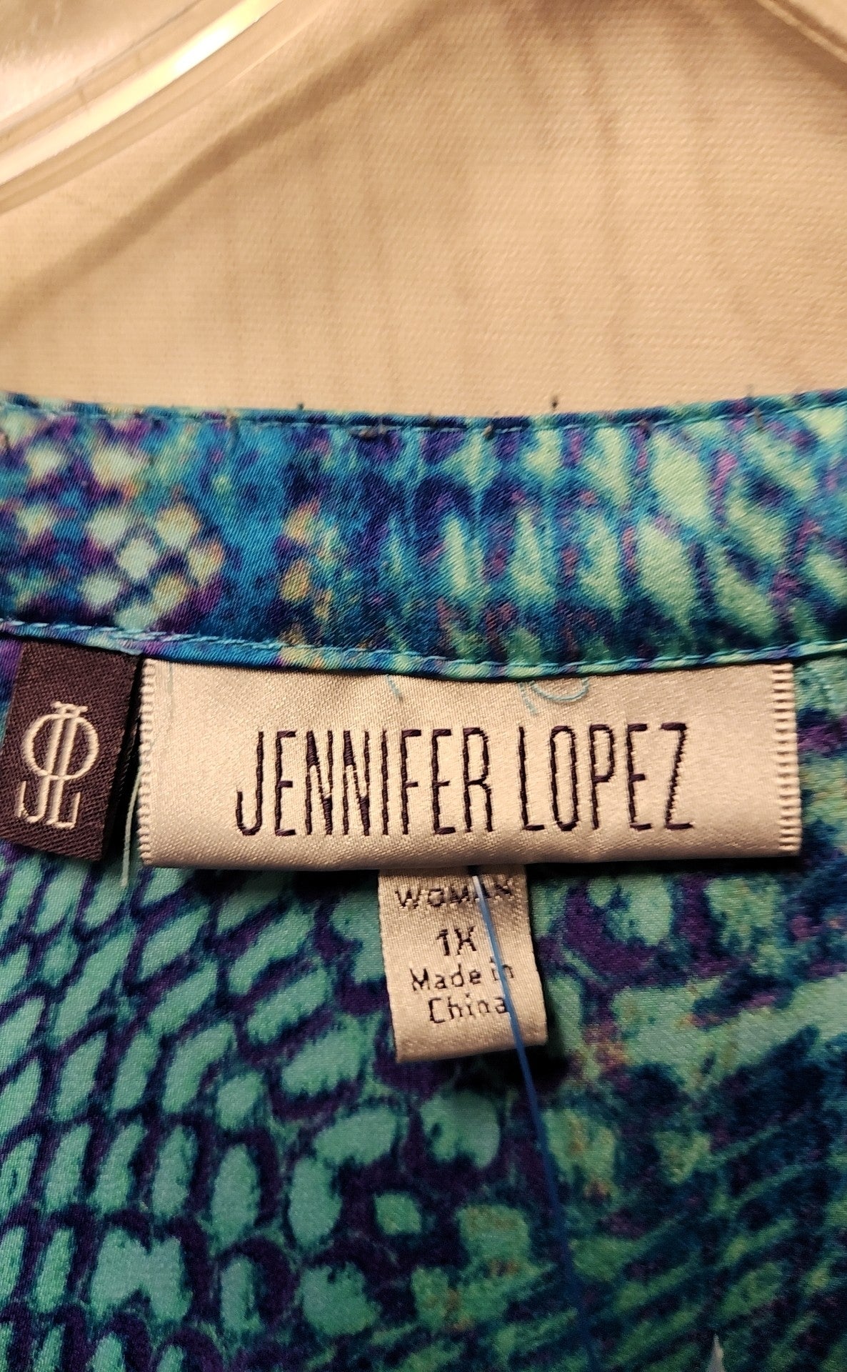 Jennifer Lopez Women's Size 1X Blue Long Sleeve Top