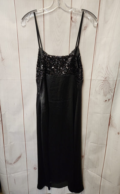 NWT House of Harlow 1960 Women's Size S Black Sequined Dress