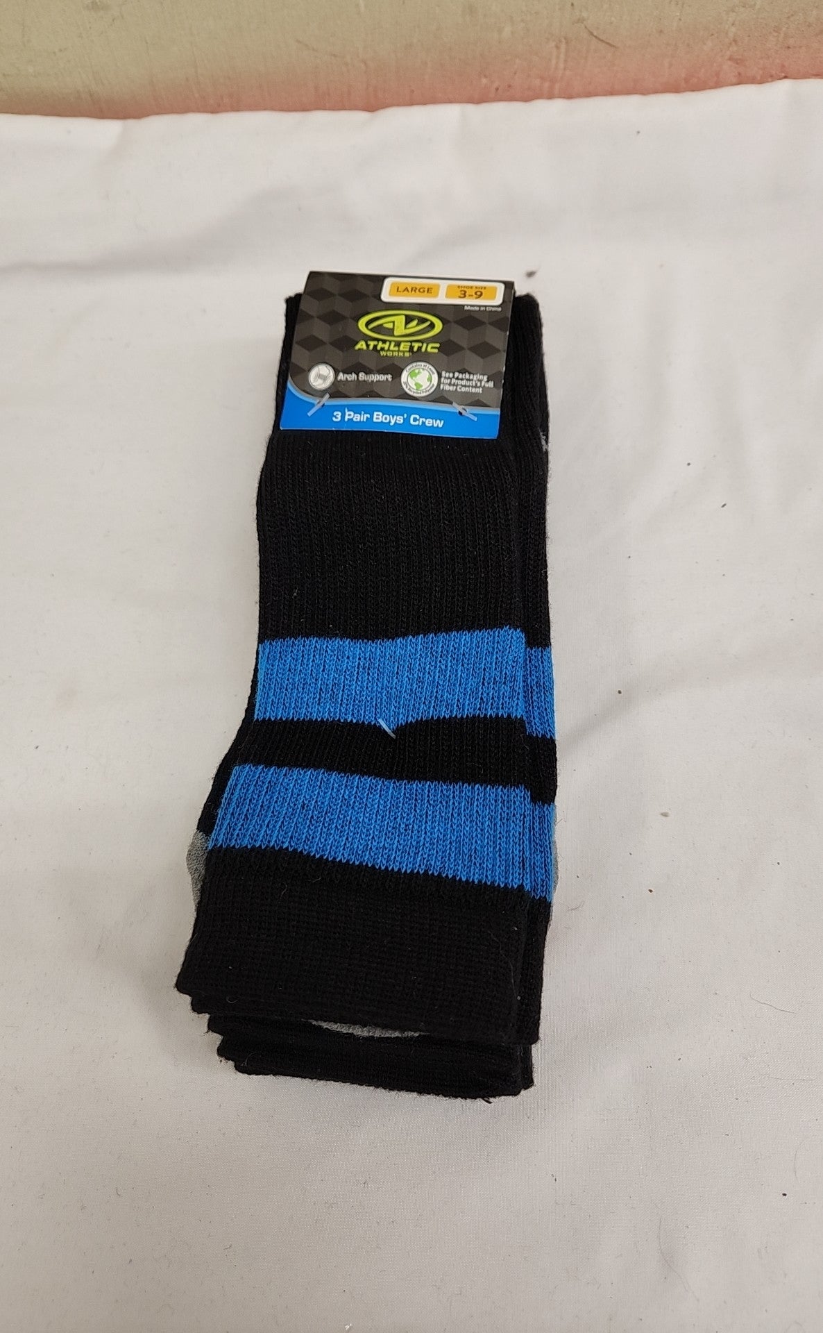 NWT 3PCS Athletic Works Boy's Size 3-9 Black Crew Socks