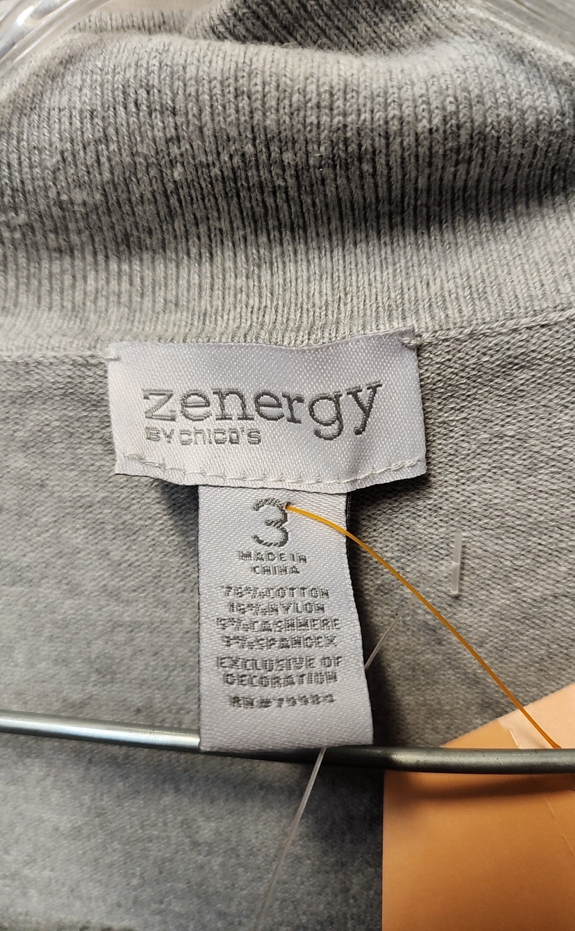 NWT Zenergy - Chico's Women's Size 3 = US XL Gray Active Set