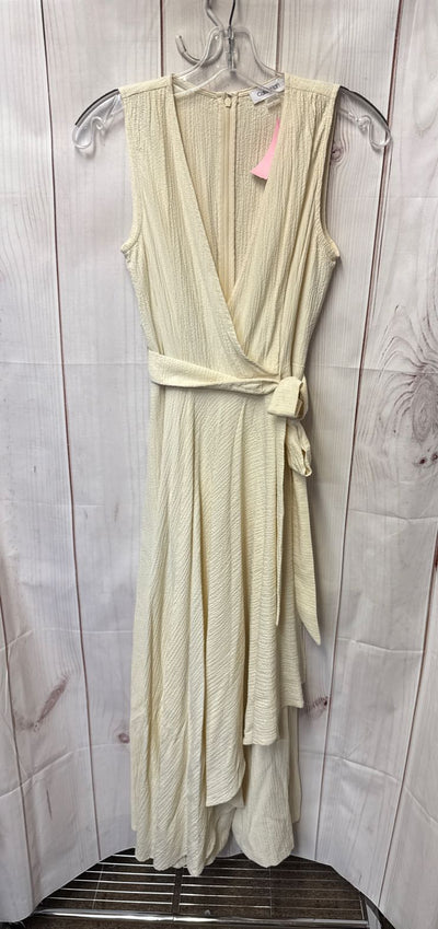 Calvin Klein Women's Size 2 Cream Dress