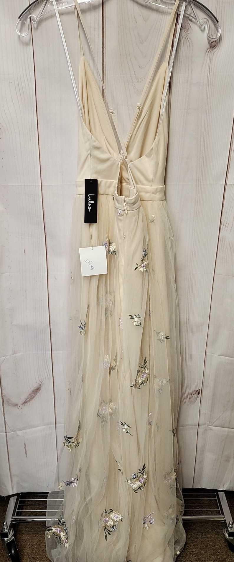 NWT Lulus Women's Size XS Beige Floral Dress