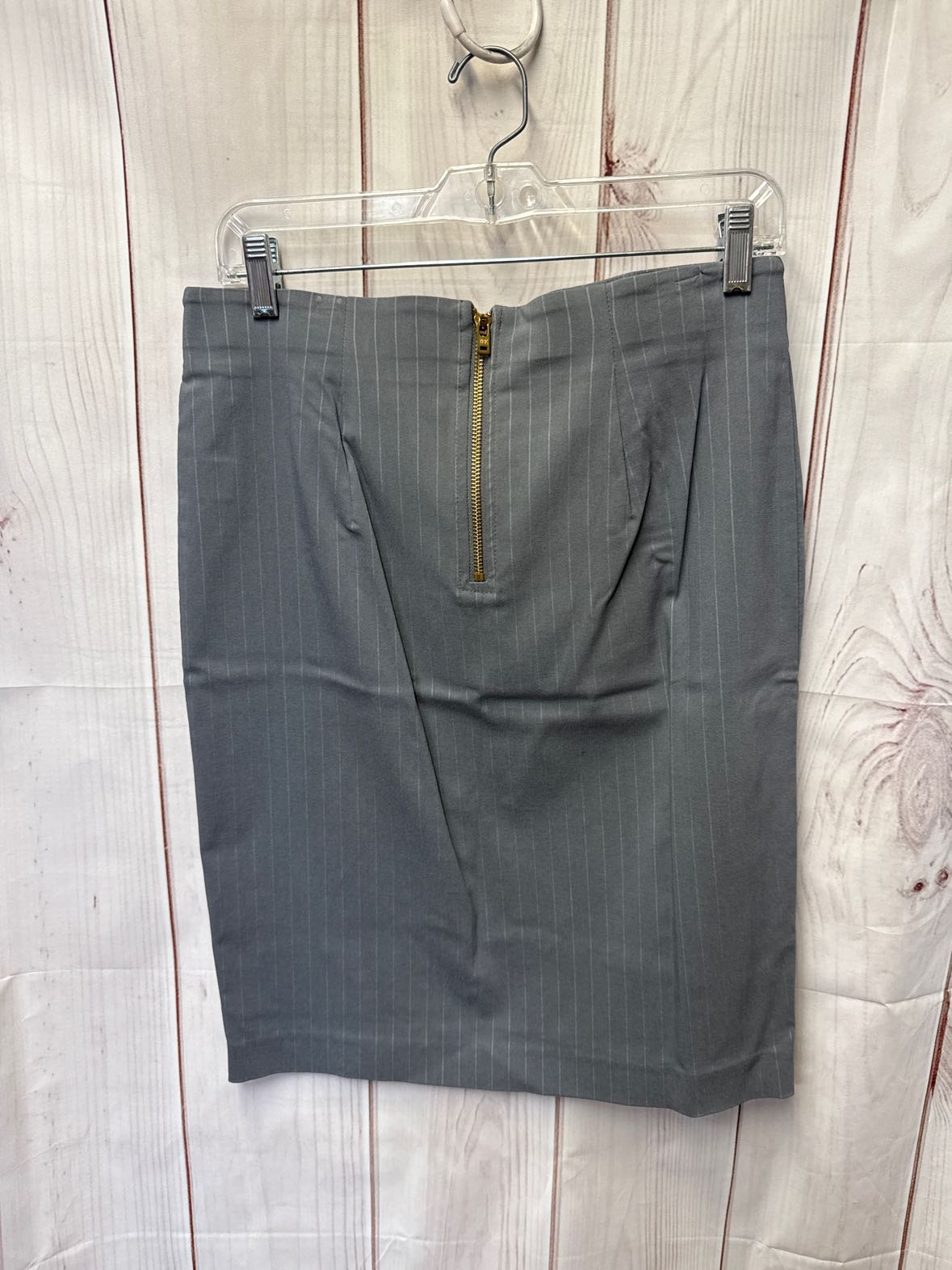 Premise Women's Size 8 Gray Skirt