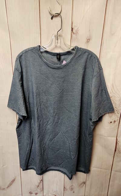 Lululemon Men's Size XXL Blue Shirt