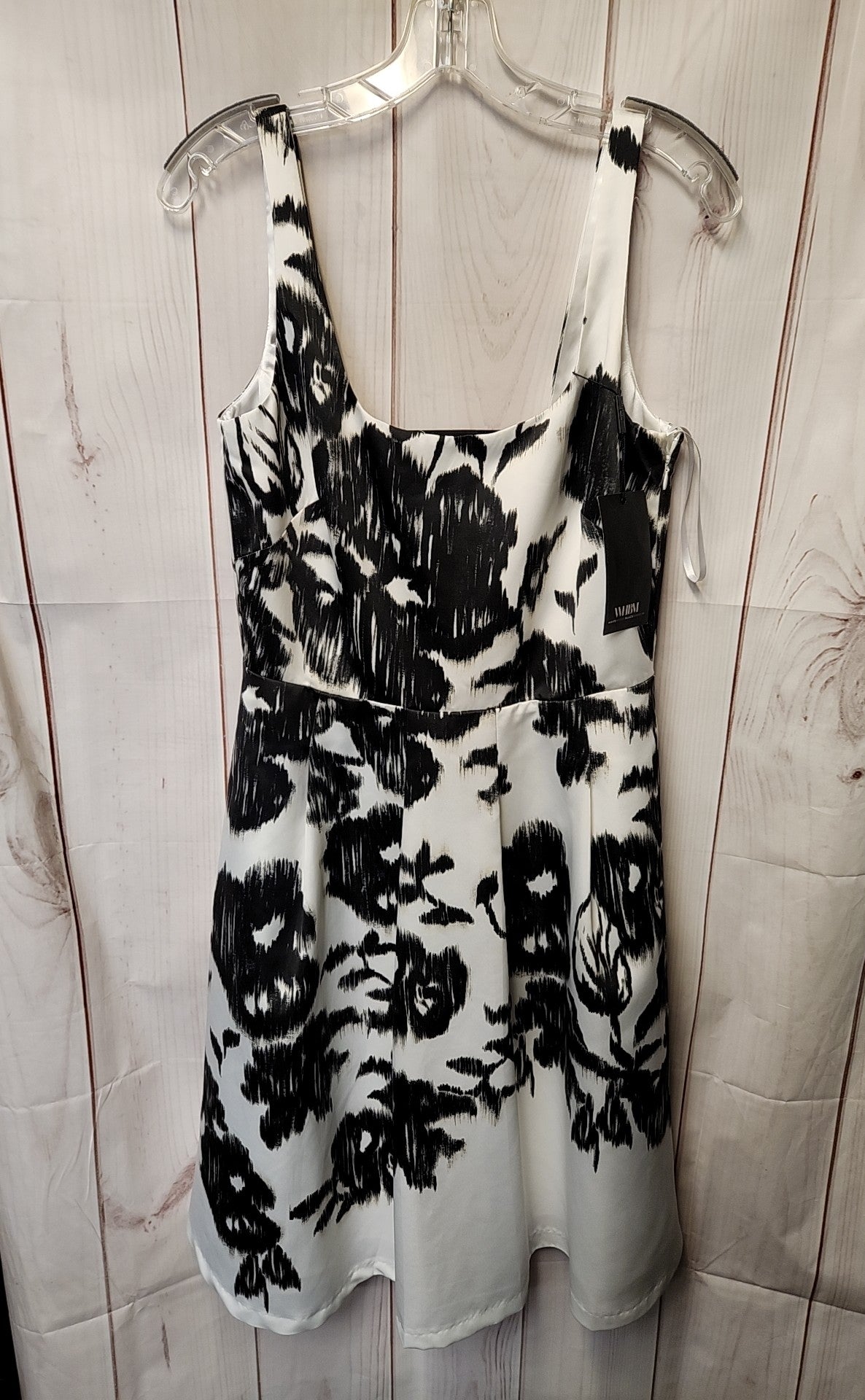 NWT White House Black Market Women's Size 8 White & Black Floral Dress