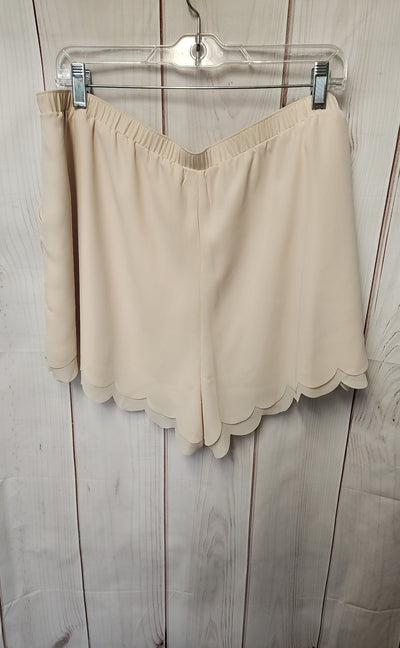 NWT Lauren Conrad Women's Size XL Beige Shorts