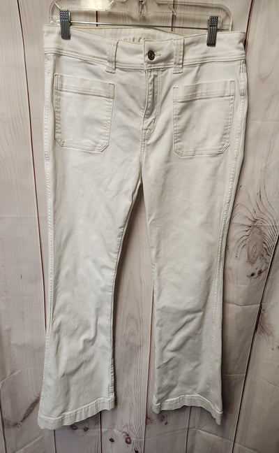 American Eagle Women's Size 30 (9-10) White Jeans Kick Boot