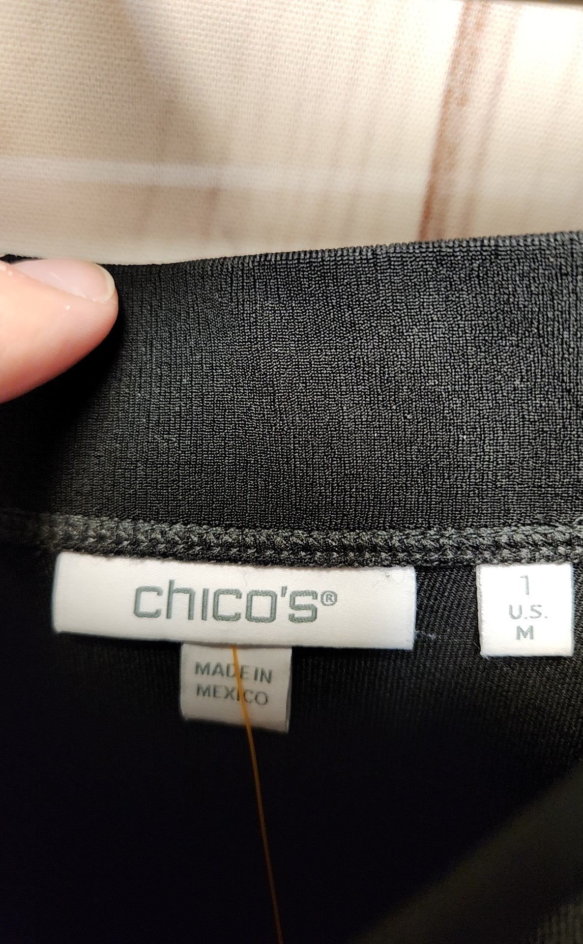 Chico's Women's Size 1 = US M Black Skirt