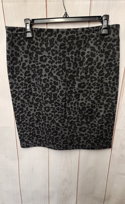 Loft Women's Size M Petite Gray Animal Print Skirt