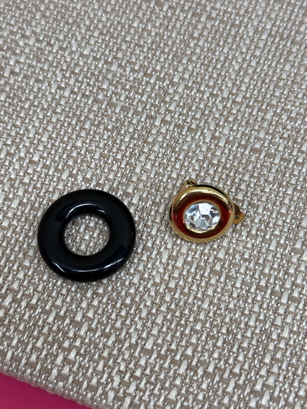 Kenneth Jay Lane KJL for Avon Black & Gold Clip-on Earrings