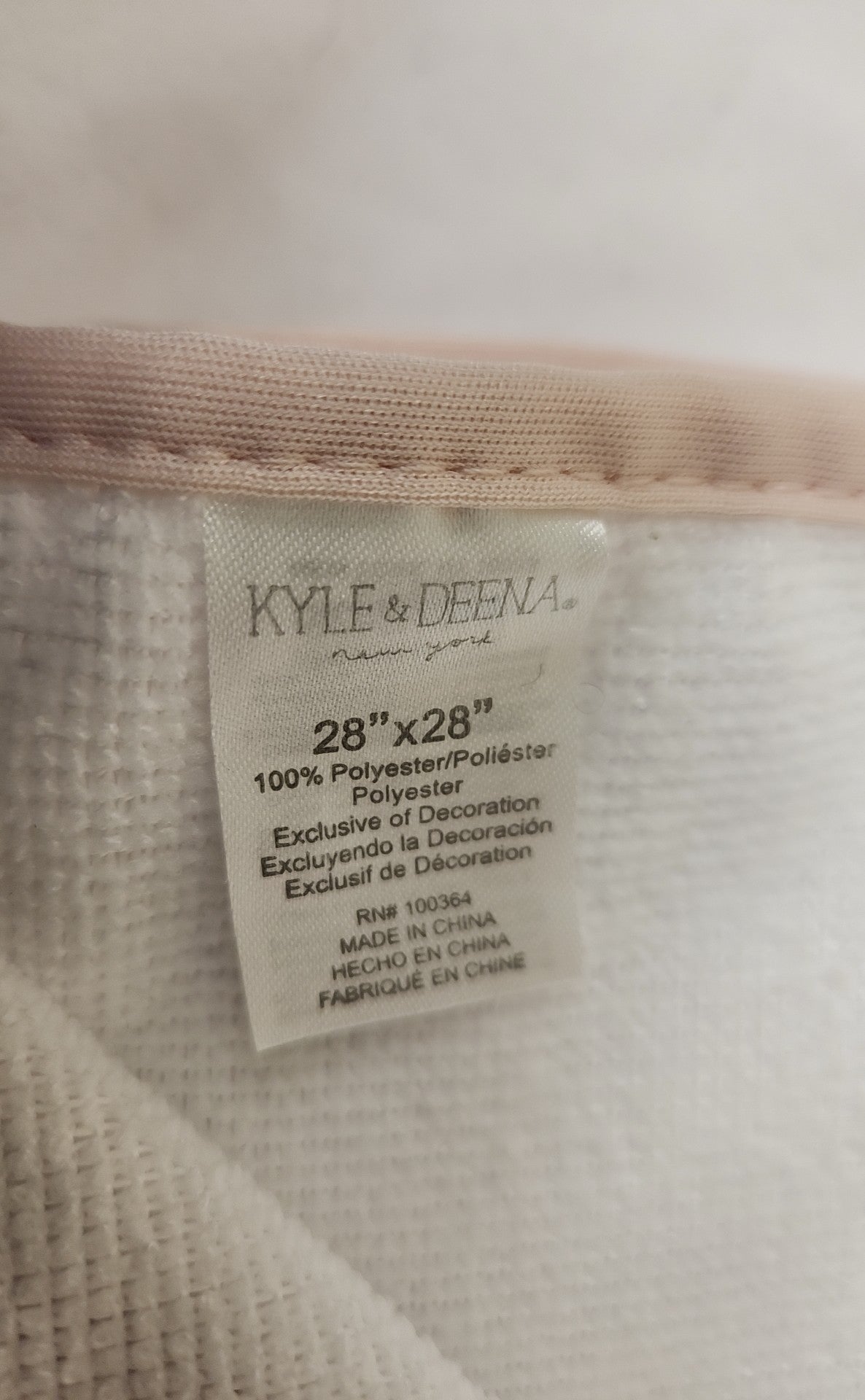 Kyle & Deena White Blanket 28x28