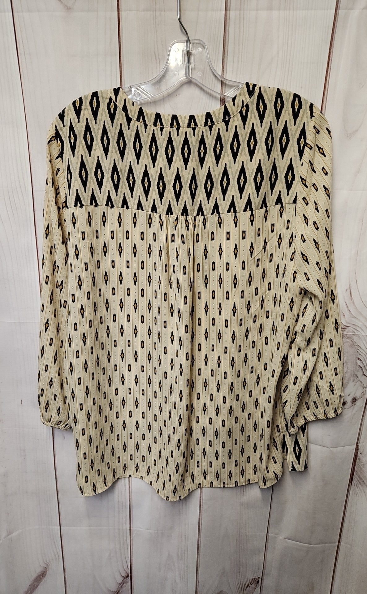 Dr2 Women's Size L Beige 3/4 Sleeve Top