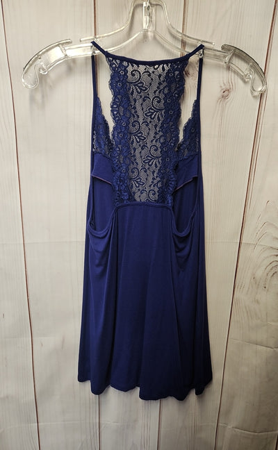 Express Women's Size M Blue Sleeveless Top