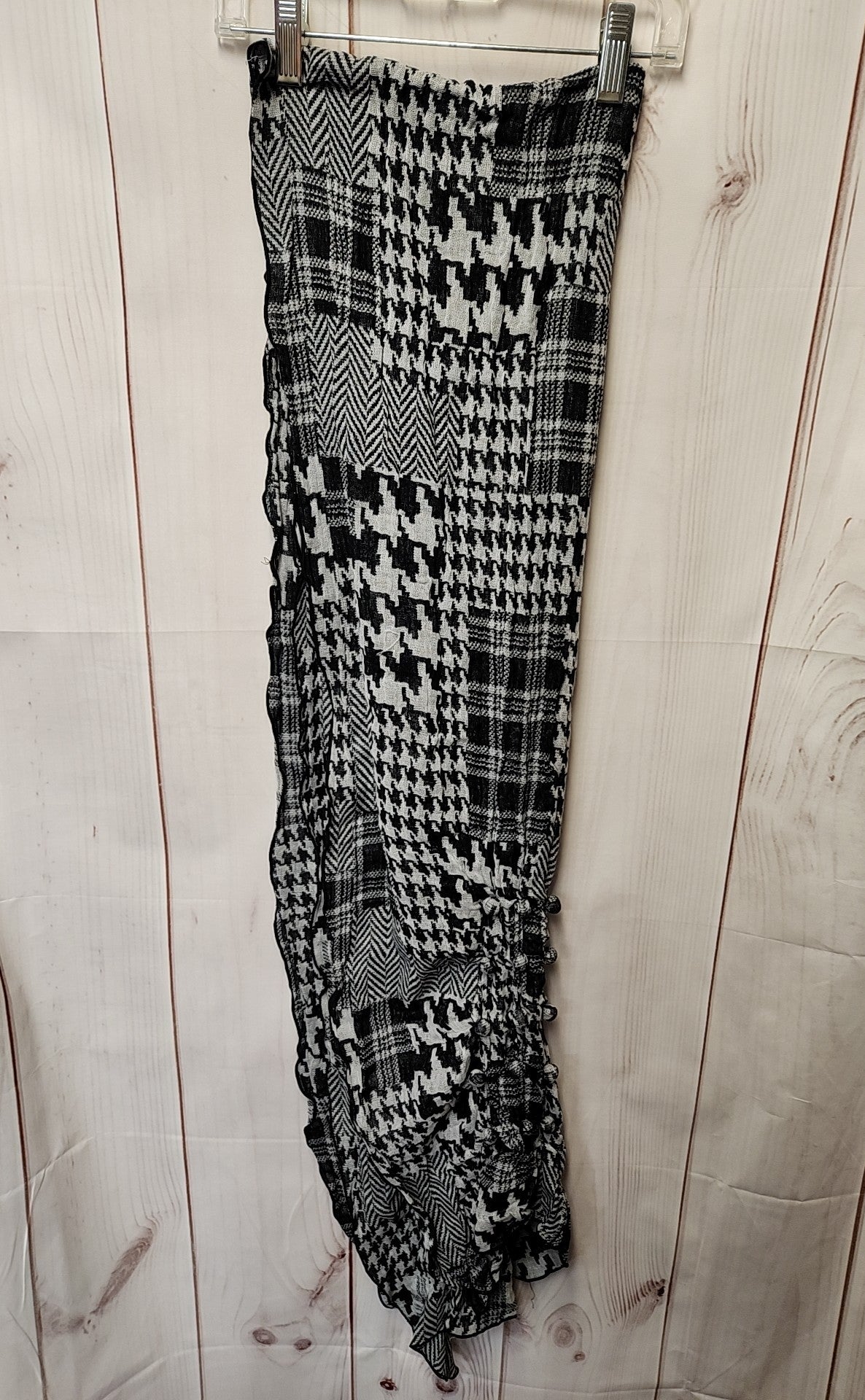 Coldwater Creek White & Black Dress Scarf