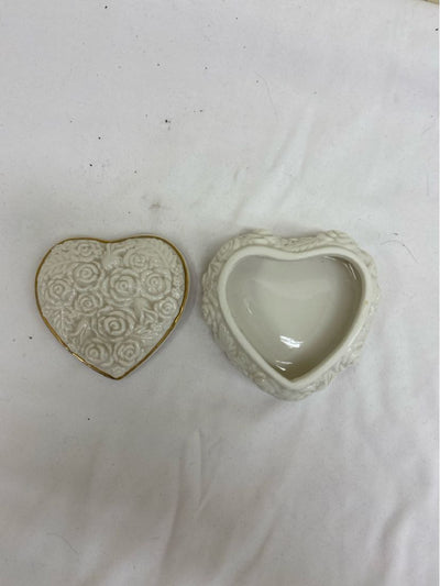 White Heart Porcelain Trinket Box