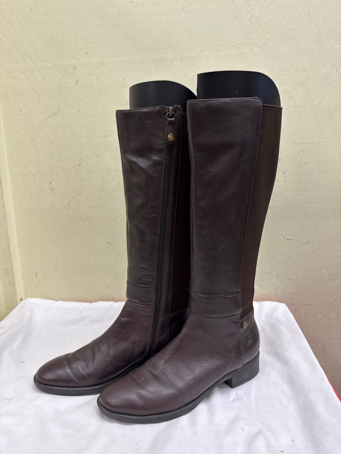 Geox Women's Size 37-1/2 = 7 Brown Boots Shoes