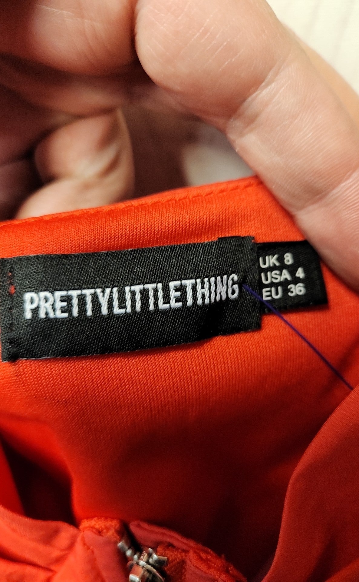 Pretty Little Thing Women's Size 4 Red Short Sleeve Top