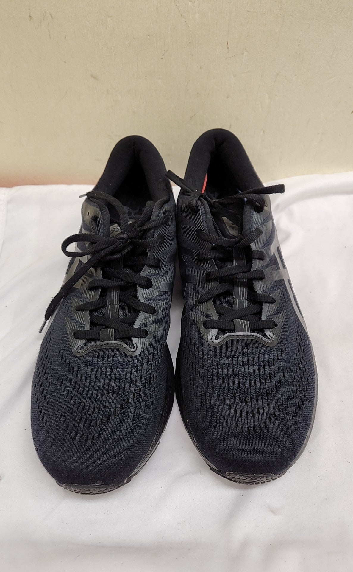 Asics Men's Size 14 Black Shoes