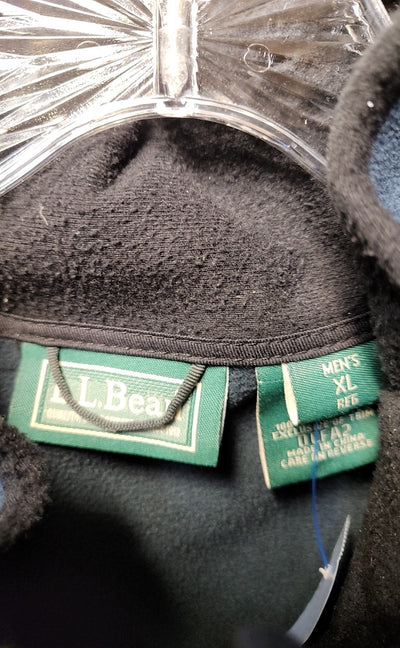 LL Bean Men's Size XL Navy Jacket