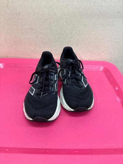 New Balance Women's Size 8 Black Sneakers
