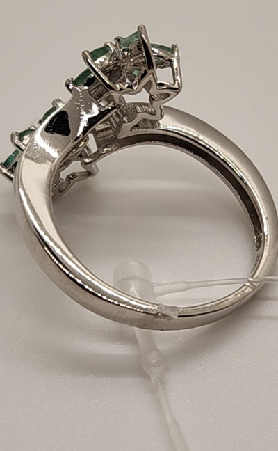 Ring Size 9 Green Emerald Dual Flower .925 Sterling Silver Ring