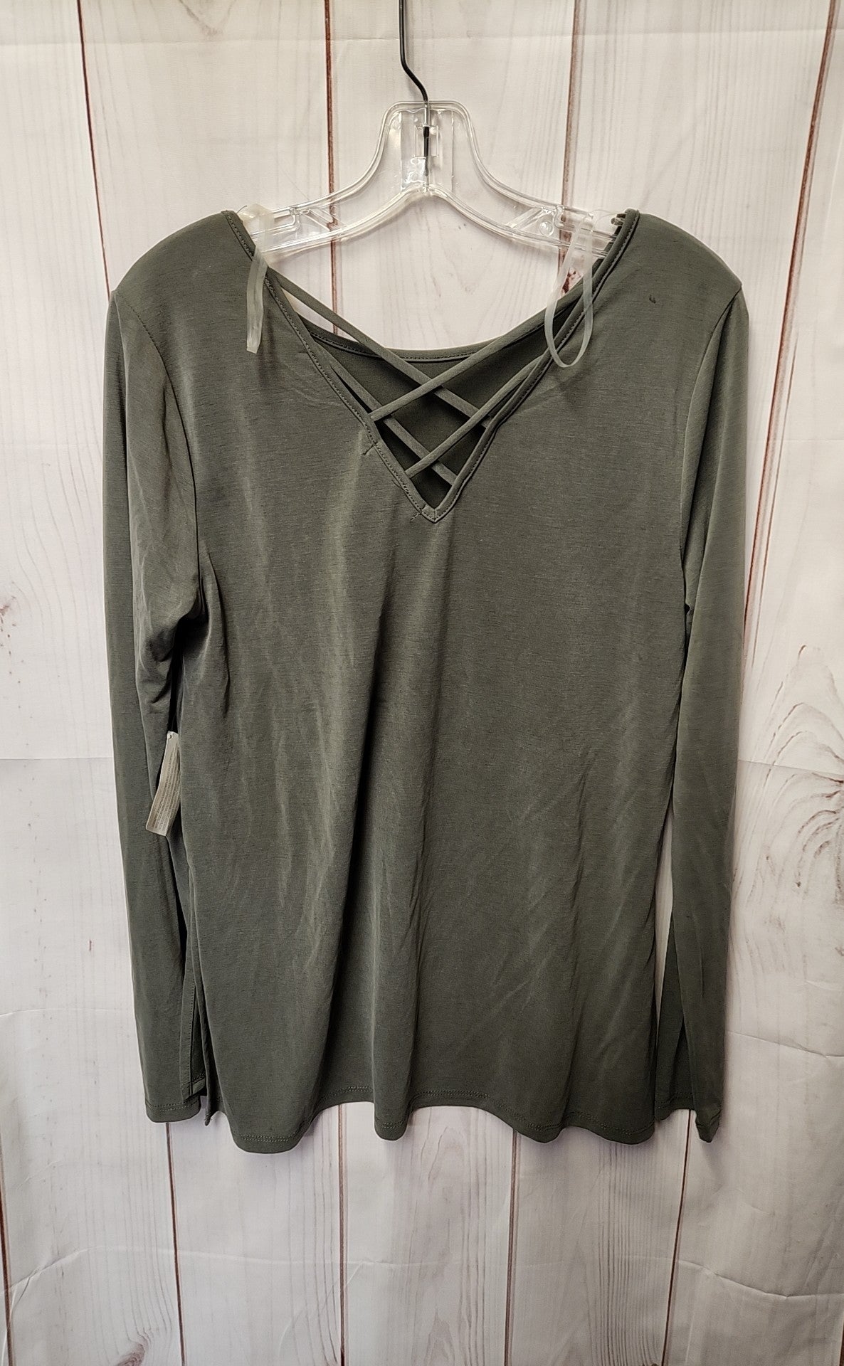 Active USA Women's Size M Green Long Sleeve Top