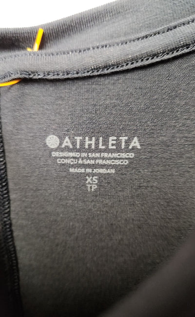 Athleta Women's Size XS Navy Short Sleeve Top