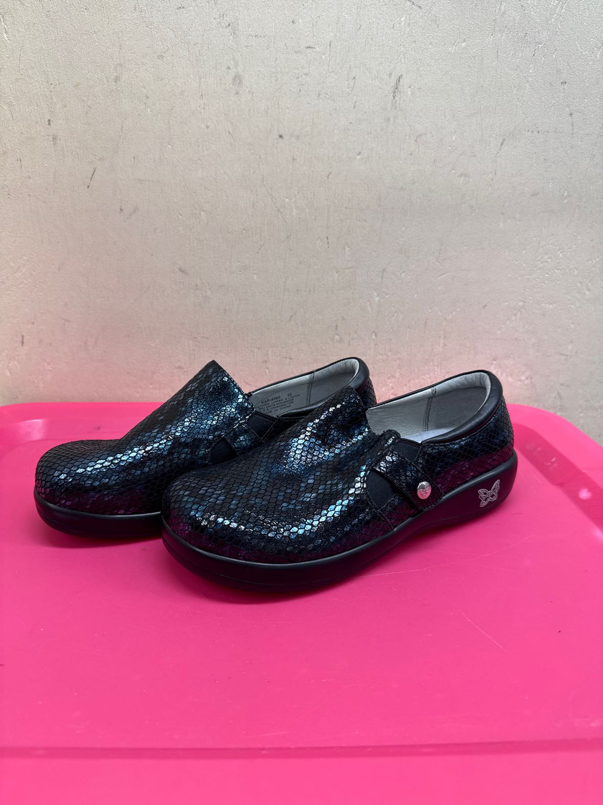 Alegria Women's Size 39 = 8-1/2 Black Clogs