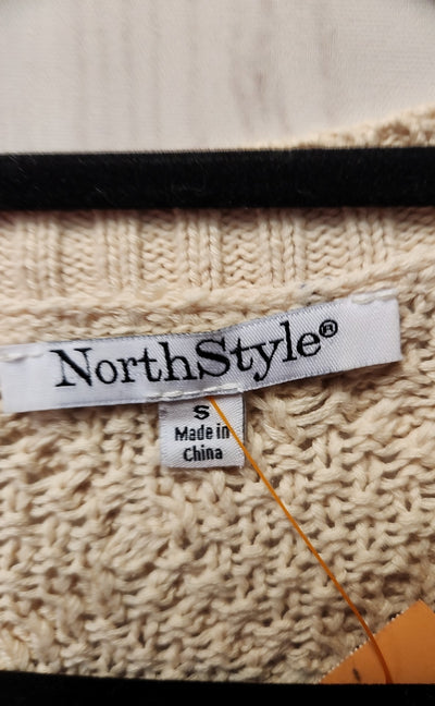 North Style Women's Size S Beige Sweater