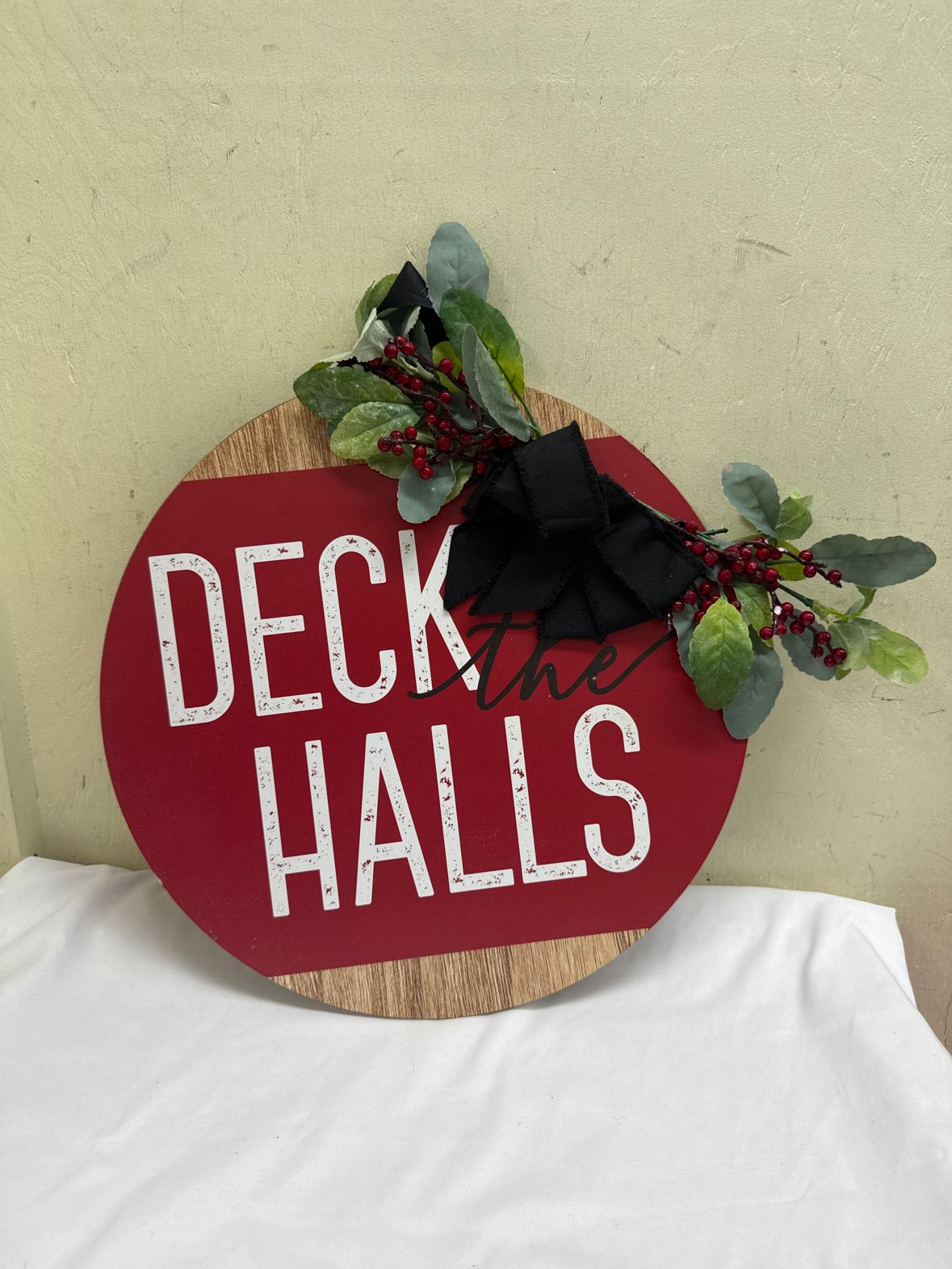 Deck the Halls Wall Decoration