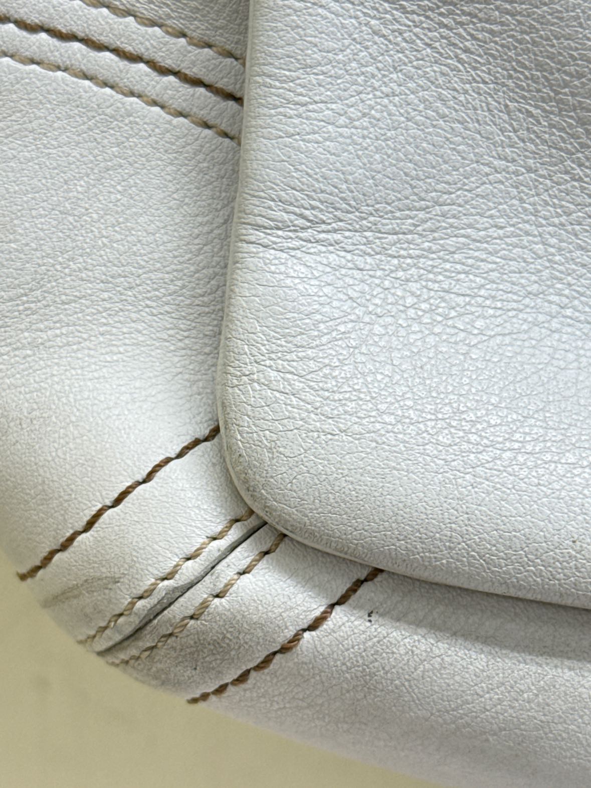 Coach F06468 White Leather Soho Double Front Pocket Shoulder Purse Bag AS IS